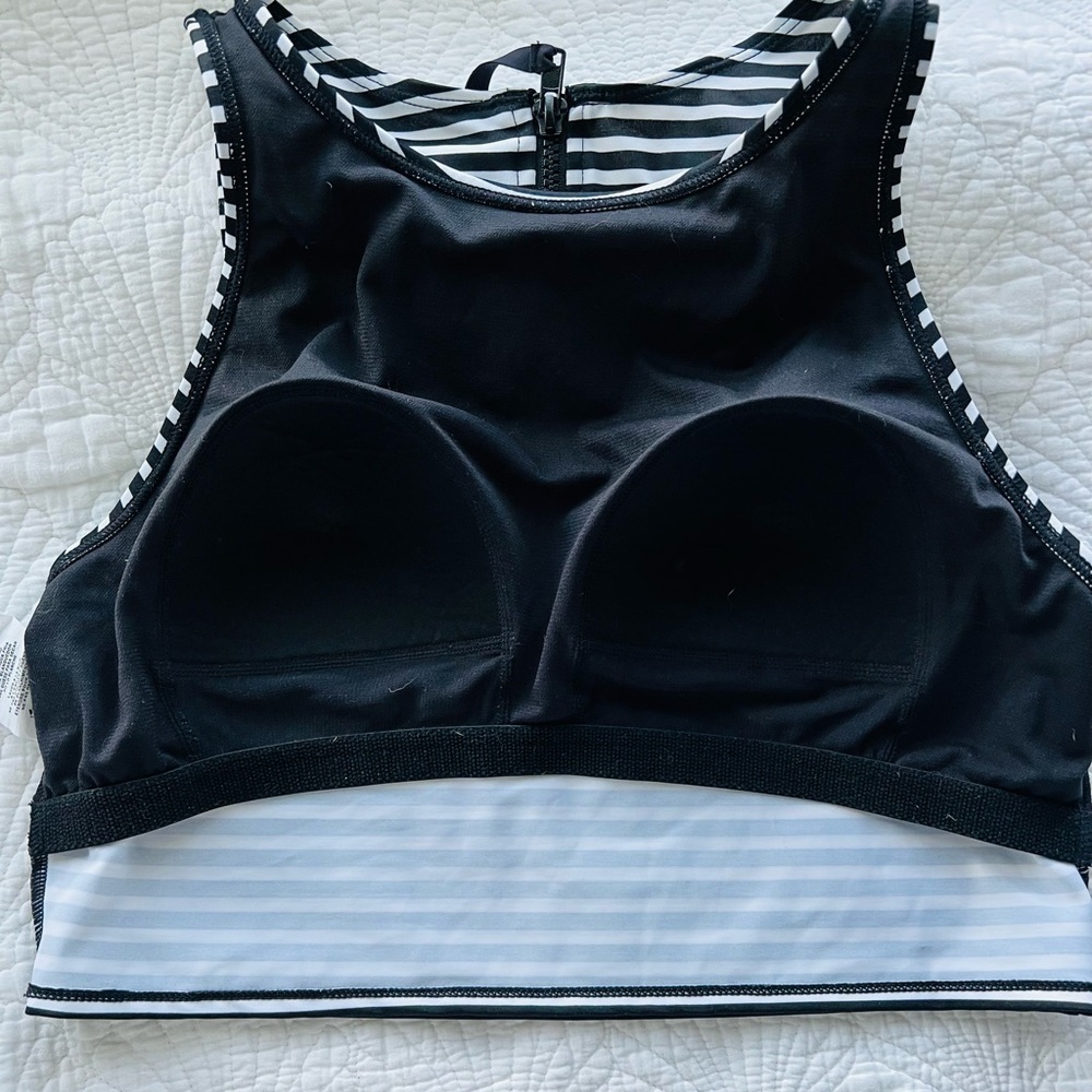 Beach Betty Striped Swim Crop Top - Picture 3 of 4